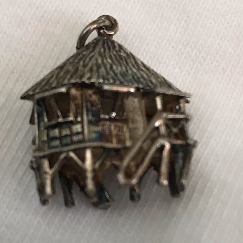Miniature Thailand river hut 🥰